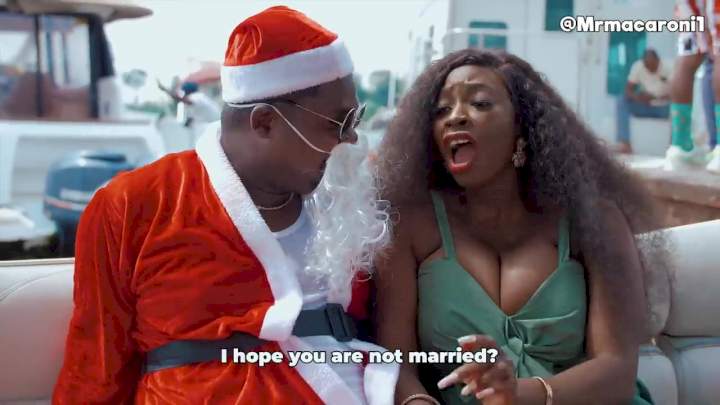 Mr Macaroni - Father Christmas (Starr. Bolaji Ogunmola)